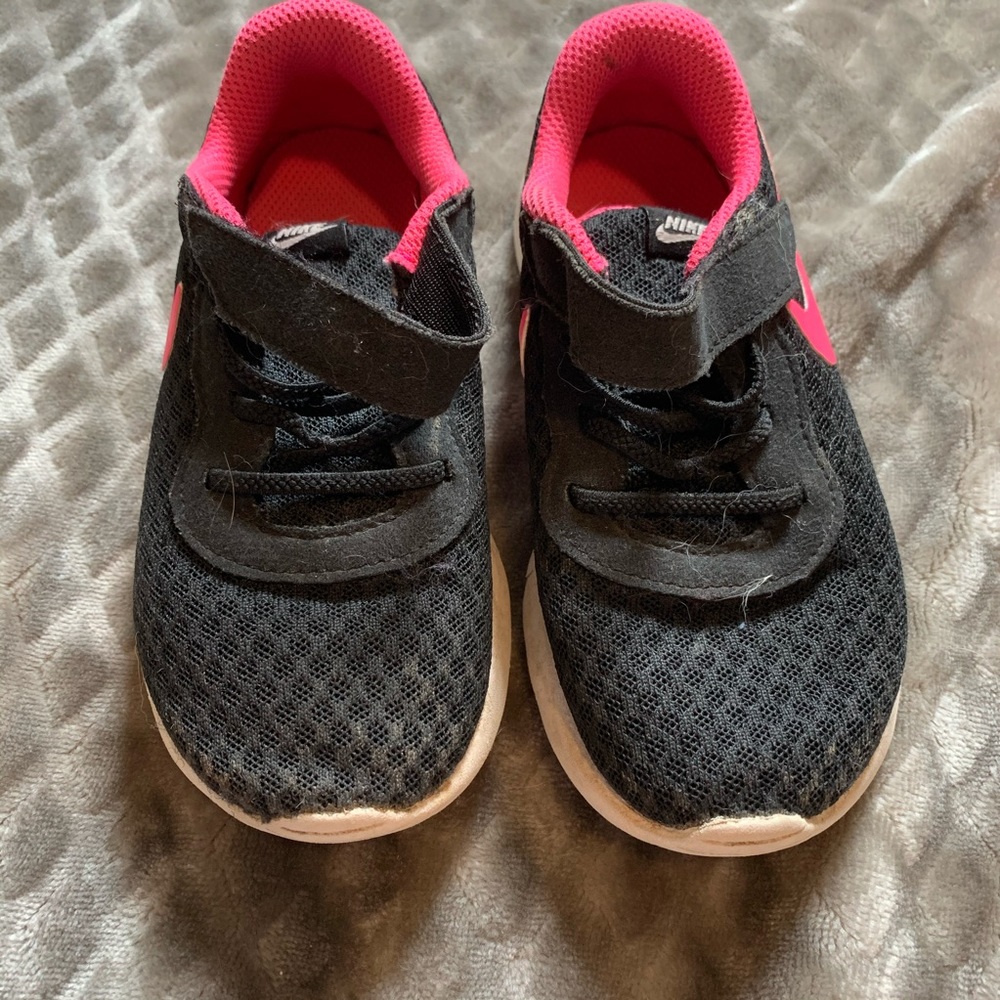 COPY - Toddler Nike Shoes